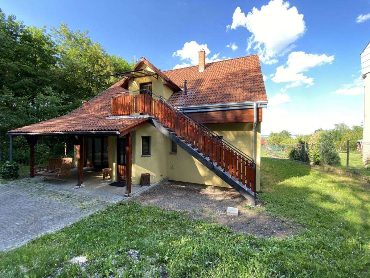 Apartments In Villa Teplice Bagian luar foto